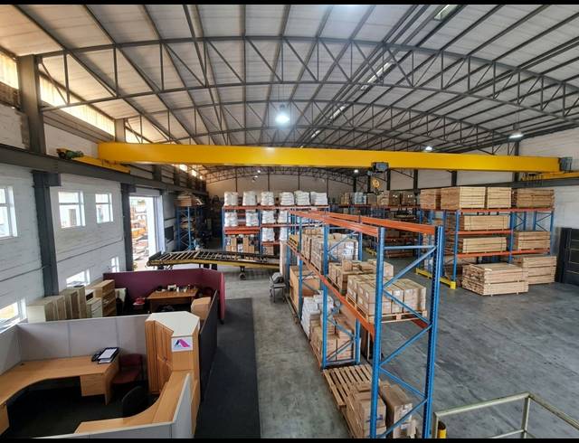 1,700M² WAREHOUSE TO LET IN AIRPORT INDUSTRIA